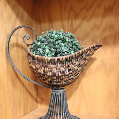 Vintage Wrought iron Rattan Woven Serving Froot Basket