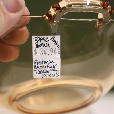 Vintage 1930's Fostoria mayfair topaz amber bowl