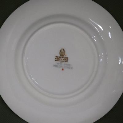 Set of 6 Wedgwood Wildflower Yellow Bone China Dinner Plates,