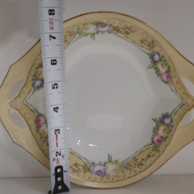 Handpainted dish