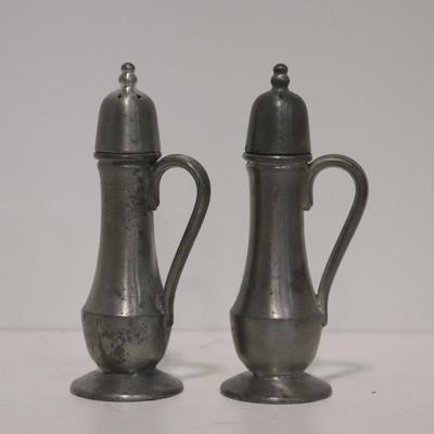 Authentic Vintage ONEIDA HEIRLOOM PEWTER HANDLE SALT & PEPPER SHAKERS