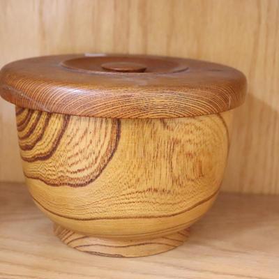 Small Plates Vintage Japan Wood Grain Storage Container Box Red Lacquer Party Appetizers Tapas 1950s Antique