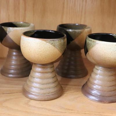 Set of 4 Pottery gobblets