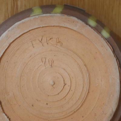 Tyka 70 Pottery small dish Yellow and pink