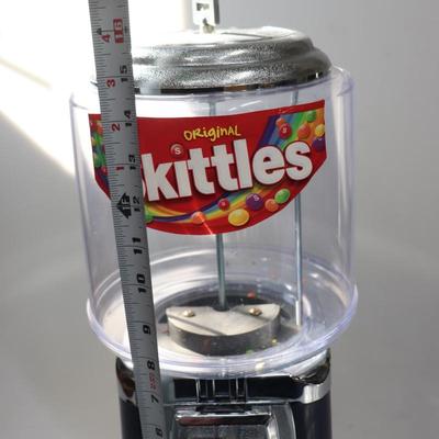 Desk candy vending machine