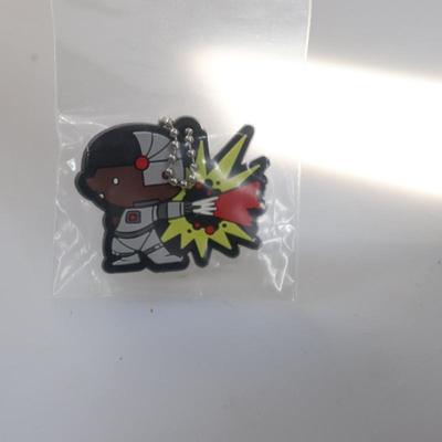 Lot of 3 keychain super hero