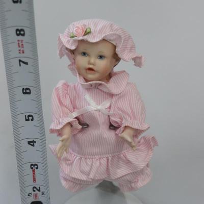Yolanda's Picture Perfect Babies Miniature