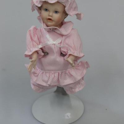 Yolanda's Picture Perfect Babies Miniature