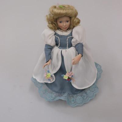 Vintage 8" Doll | Cinderella in Ball Gown