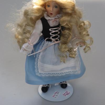 9" Porcelain Rupunzel Doll Designed By Artist Dianna Effner
