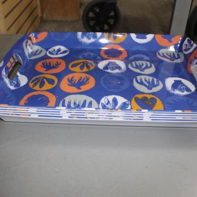 Orange and blue platters (Lot 6)