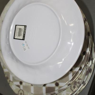 Set of dish platesd