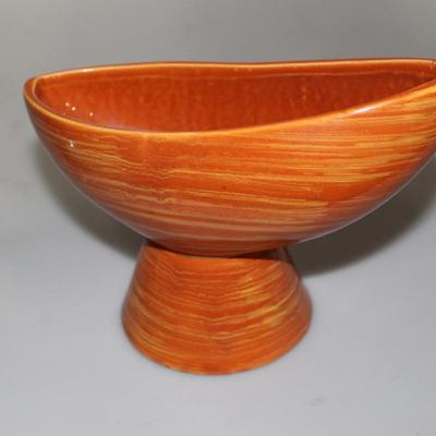 McCoy Harmony Line 1961 Pedestal Planter Tangerine Mid Century Art Pottery, 6 1/4"H x 8 1/2"L, EC