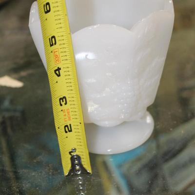 E. O. Brody Milk Glass Octagon Shaped Grape and Vine Pedestal Nut/Candy Dish MU-20 2250