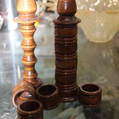 Vintage New Wood Candle/Napkin Holder set of 2 With 8 Napkin Rings