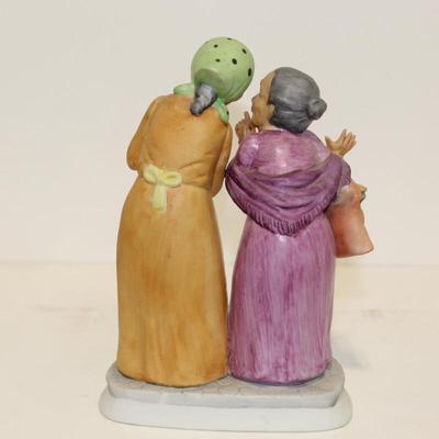 Vtg Lefton 2 Old Woman Gossiping Bisque Figurine 2568 Hand Painted 7.5" Tall