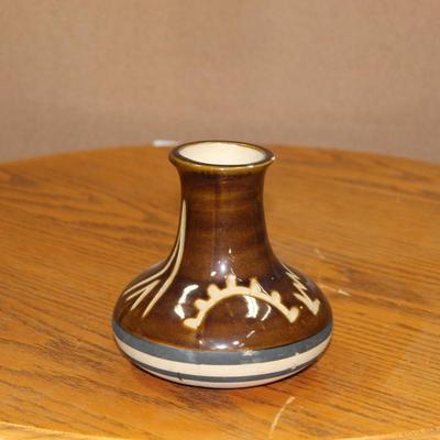Pottery flower vase