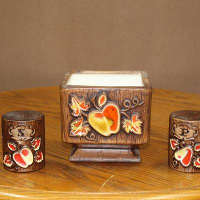 Fruity 70s TREASURE CRAFT Hawaii USA Ceramic Apple Pear Salt Pepper Shakers; Charitable Donation with napkin holder