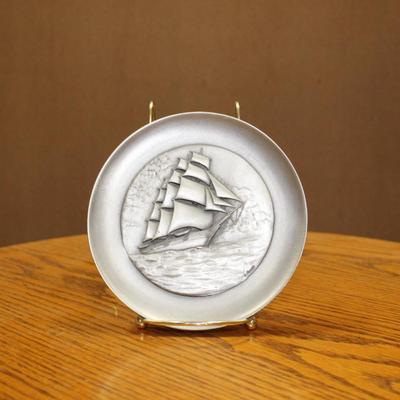 Sailboat plate