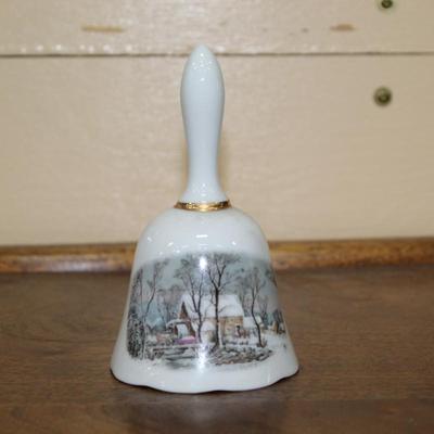 Currier and Ives Dinner Bell 5.25" porcelain by Avon 1978 Japan Christmas