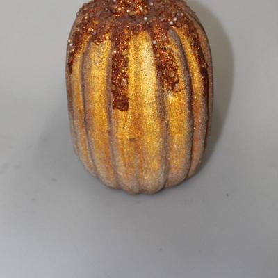 Pumpkin décor medium sized