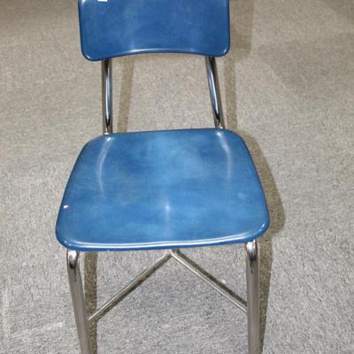 Small kid chairs (3)