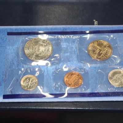 2000UNCIRCULATED COIN SET®