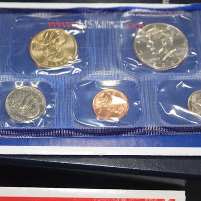 2002 Uncirculated coin set mint