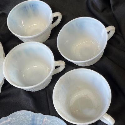 Lot 2 American Sweetheart Depression Glass