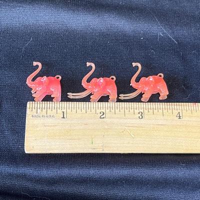 Lot 11 Oriental