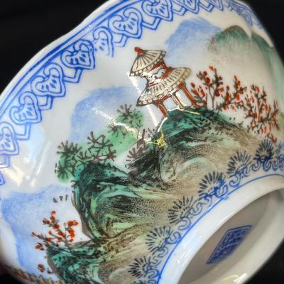 Lot 11 Oriental