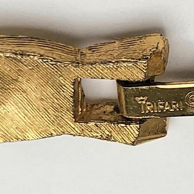 Vintage-Modern Goldtone Bracelet Variety (5)