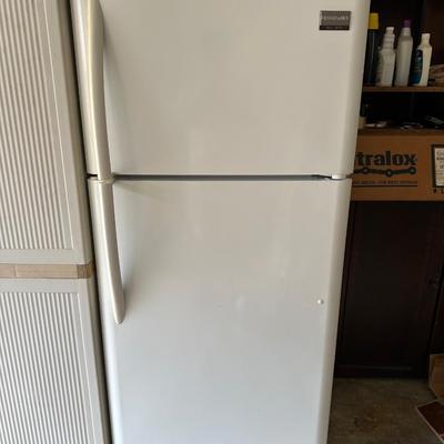 Frigidaire Top Freezer Refrigerator