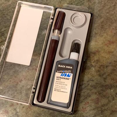 Unused Calligraphy Pens Plus Refillable Pens & Ink (2K-HS)