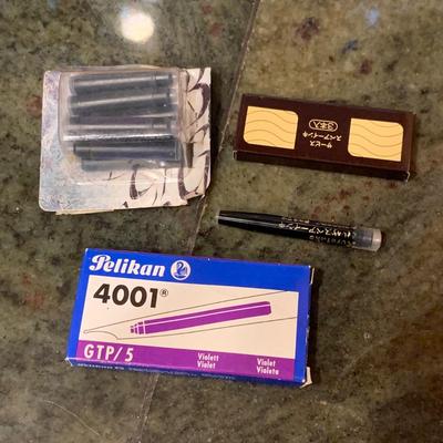 Unused Calligraphy Pens Plus Refillable Pens & Ink (2K-HS)