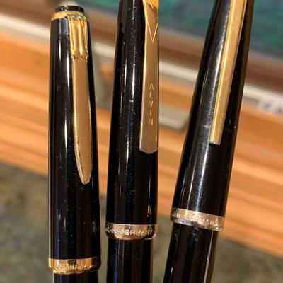 Unused Calligraphy Pens Plus Refillable Pens & Ink (2K-HS)
