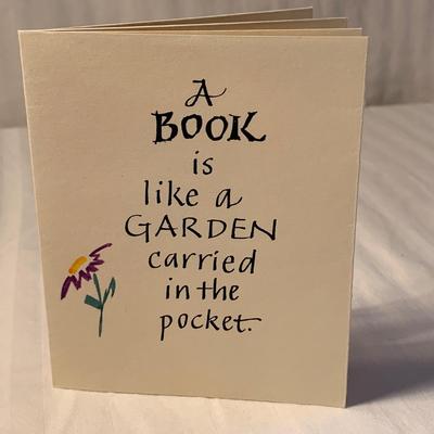 Book Lover’s Collection: Journal, Lights, Bookmarks, & More (2L-HS)