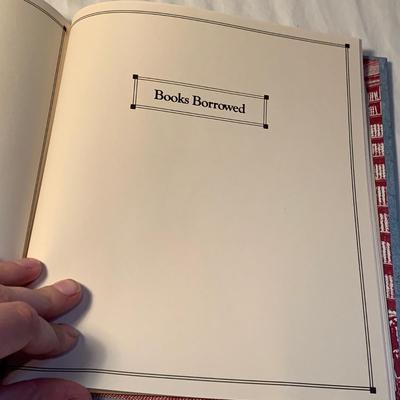 Book Lover’s Collection: Journal, Lights, Bookmarks, & More (2L-HS)