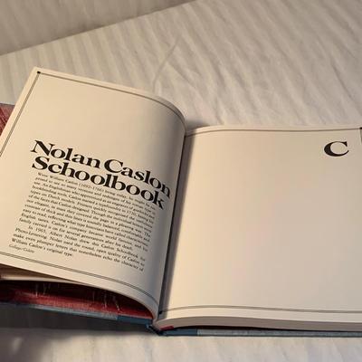 Book Lover’s Collection: Journal, Lights, Bookmarks, & More (2L-HS)