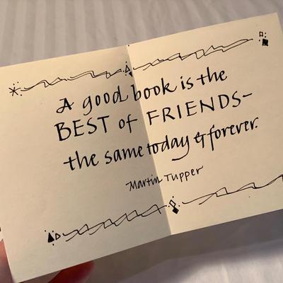 Book Lover’s Collection: Journal, Lights, Bookmarks, & More (2L-HS)