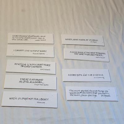 Book Lover’s Collection: Journal, Lights, Bookmarks, & More (2L-HS)