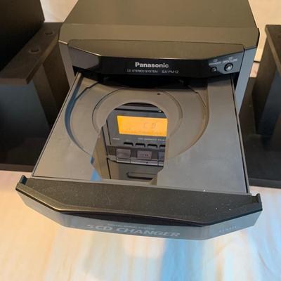 Panasonic CD Stereo System w/Speakers & Plateau Speaker Stands (2K-HS)