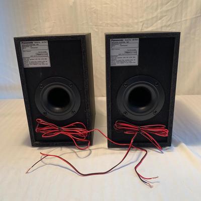 Panasonic CD Stereo System w/Speakers & Plateau Speaker Stands (2K-HS)