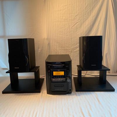 Panasonic CD Stereo System w/Speakers & Plateau Speaker Stands (2K-HS)