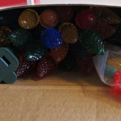 1 box Hanging Snowflake Lights,  1 box 50 faceted C6 lights