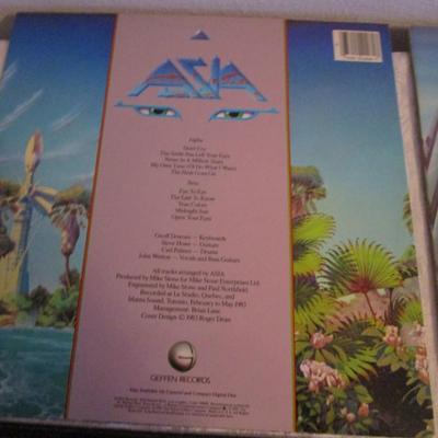 4 LP record albums