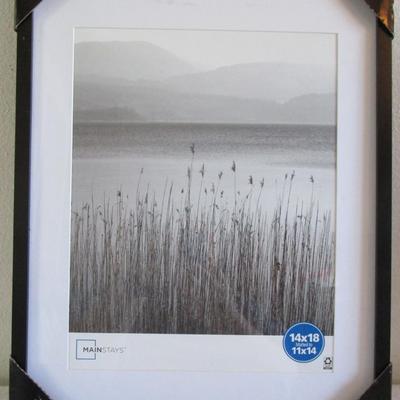 Mainstay picture frame