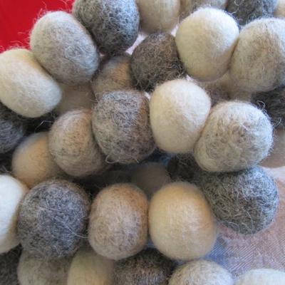 100% New Zealand wool garland