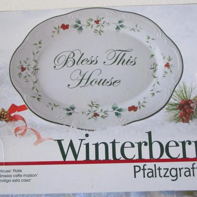 PFALTZGRAFF Winterberry plate