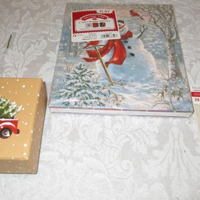 pkg of Gift boxes; gift tags
